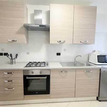 Hellen House By Ca-sa Check