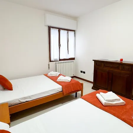 Hellen House Apartment *