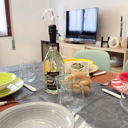 Hellen House Apartment *