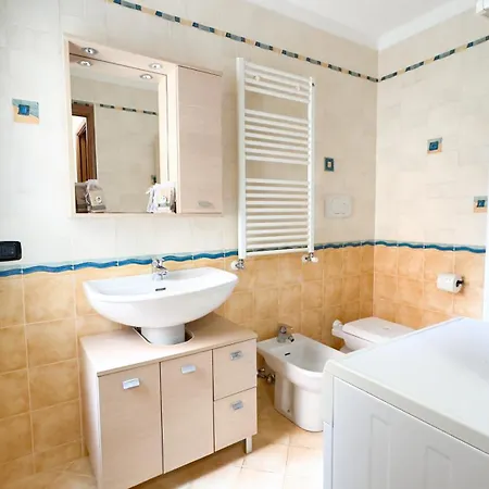 Apartment Hellen House